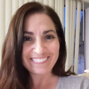 Meet your Posher, Stacie